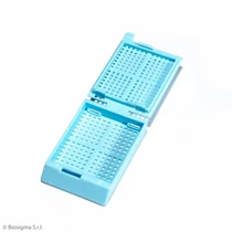 Beágyazó kazetta, biopsziás, POM, kék